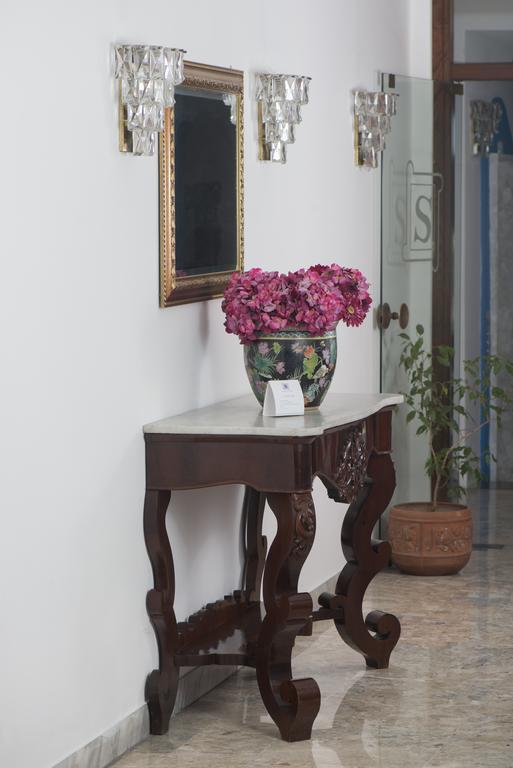 Albergo Scalzone Castel Volturno Luaran gambar